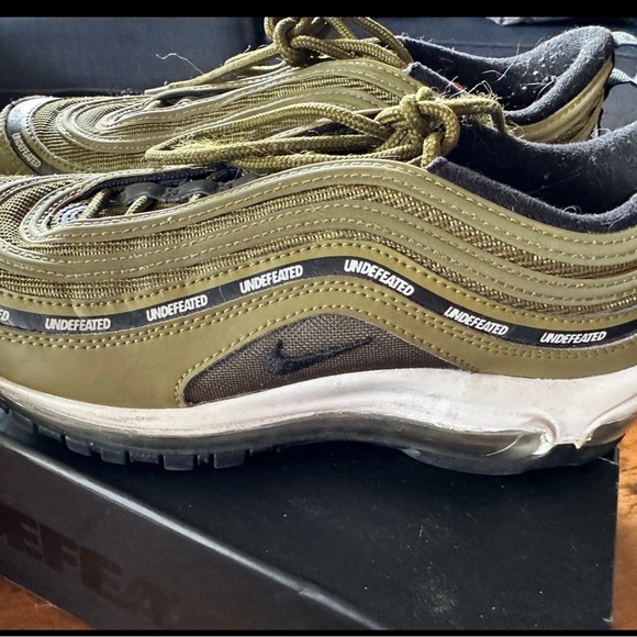 Nike Undefeated AirMax ‘97 Militia Green size men’s 7 - Picture 1 of 4